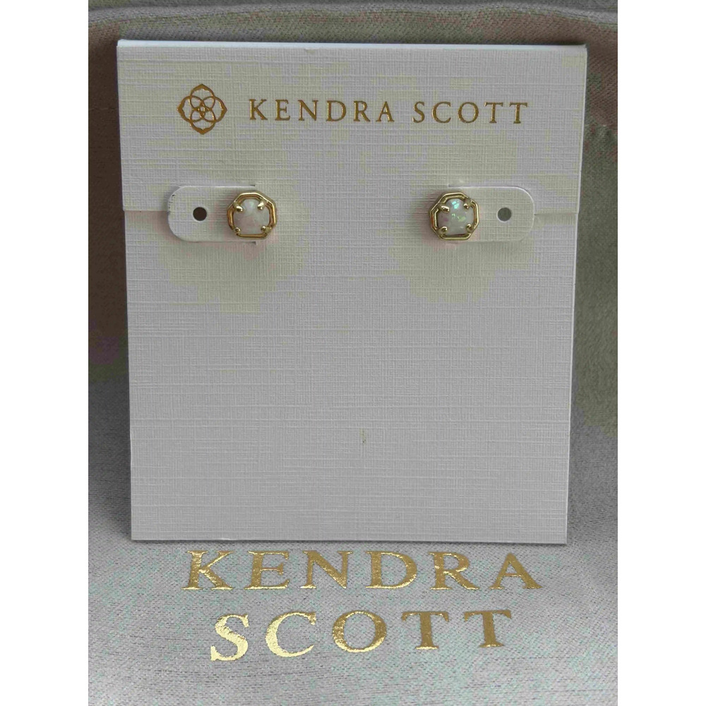 Kendra Scott white earrings